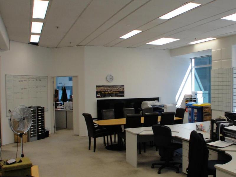 WELLINGTON CENTRAL OFFICE SPACE Office Space