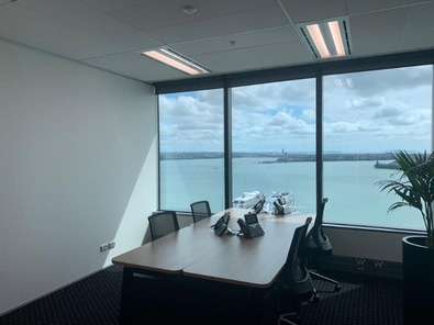 25 PERSON PRIVATE OFFICE - VIEWS TO IMPRESS! image 4