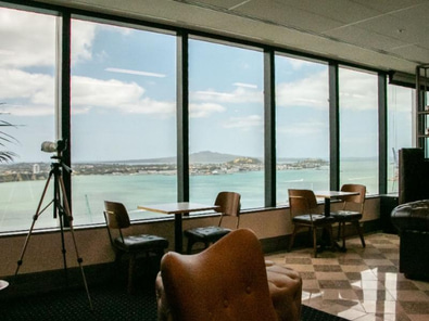 25 PERSON PRIVATE OFFICE - VIEWS TO IMPRESS! image 3