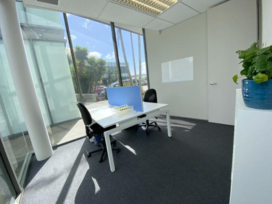 Apollo Drive - Modern Offices and Desk Space image 8