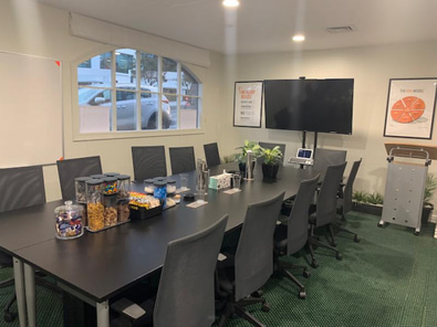 Desks in Boutique Office  in Domain Terraces image 8