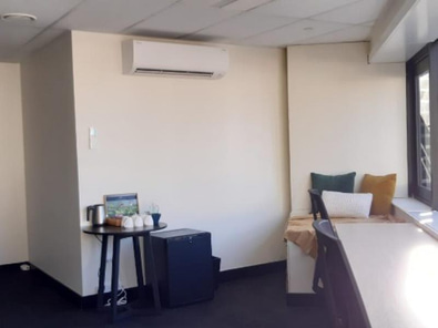Light Filled Rotorua Office Space image 4