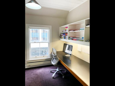 CENTRAL CHARACTER PRIVATE OFFICE  image 9