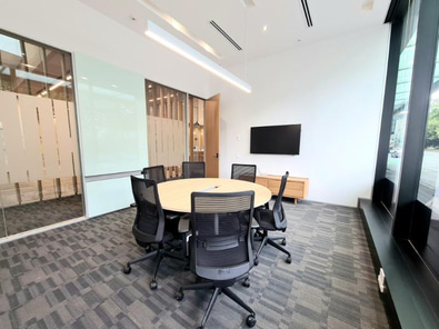 Fanshawe Street Meeting Rooms Available image 3