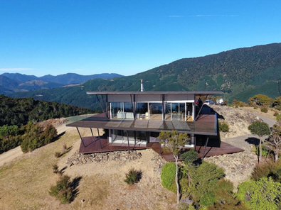 Mountain Top Luxury Retreat on 88ha Forest image 4