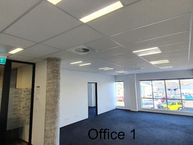 Modern Hamilton CBD Offices image 5