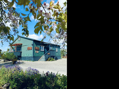 Gorgeous West Auckland Apple Barn image 9