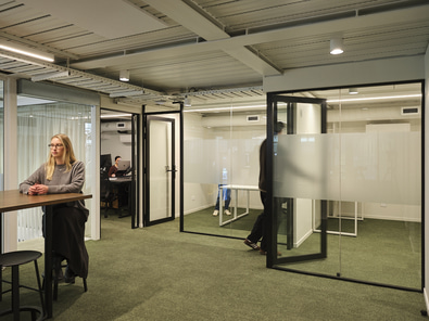 QB Studios Christchurch | High Street image 6