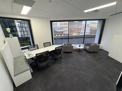 Offices & Coworking at 125 Queen OPEN NOW image 3