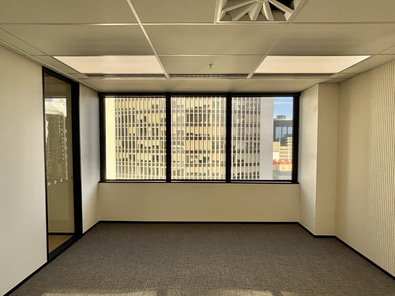 Level 10 Suite 3/29 Customs Street West image 3
