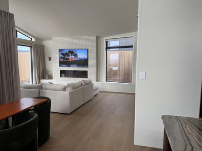 Raglan - Contemporary home inspired by nature image 6
