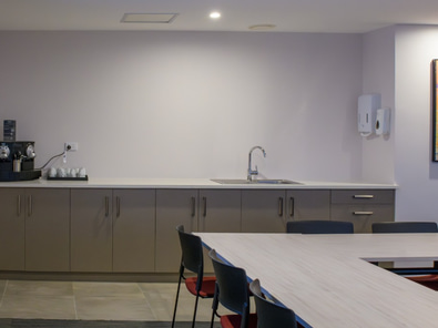 Marsden Suites Albany - Conference room image 4