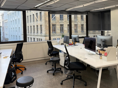 2–4 desk in premium Shortland St studio image 6