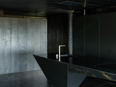 Piha Bunker House image 3