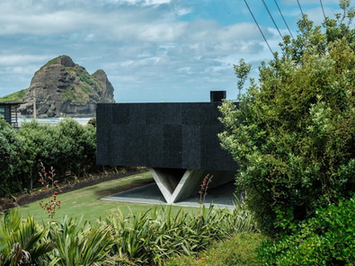 Piha Bunker House image 8