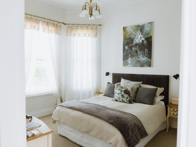Riverhead Villa Shoot Location image 7
