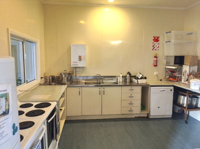 Beautiful spacious hall close to the beach image 3