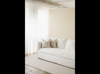 Styled Hamilton Studio for Photoshoots image 5