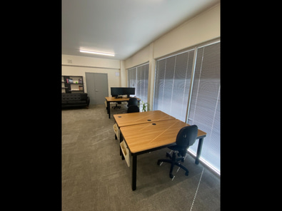 ROSEDALE OFFICE UP TO 5 DESKS AVAILABLE image 4