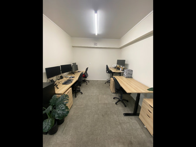 ROSEDALE OFFICE UP TO 5 DESKS AVAILABLE image 6