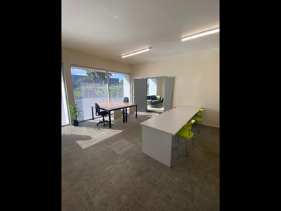 ROSEDALE OFFICE UP TO 5 DESKS AVAILABLE image 5