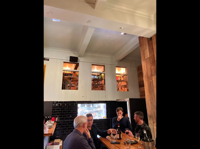 Otto Champagneria & Beer Hall image 6