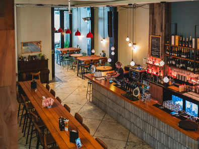 Otto Champagneria & Beer Hall image 3