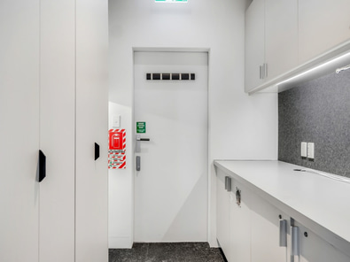 Penthouse Office Space in Iconic CBD Landmark image 9