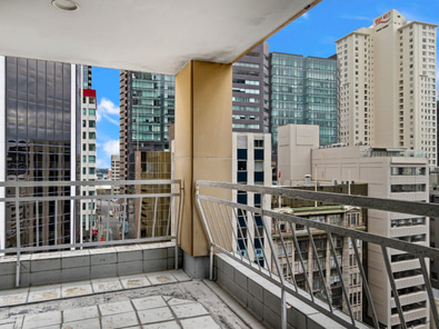 Penthouse Office Space in Iconic CBD Landmark image 8
