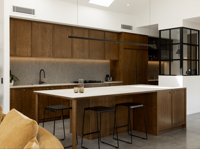 Thornton residence - stunning shoot location image 4