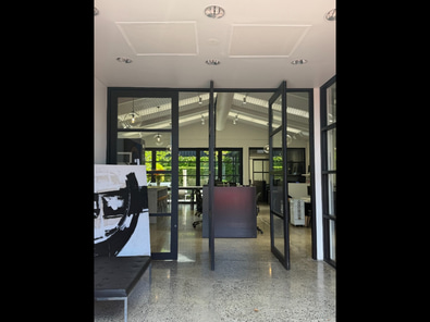 Multiple options for desk spaces available  image 7