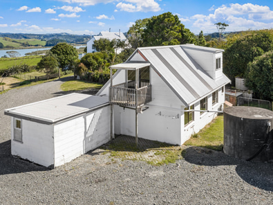 Rural storage shed  image 4