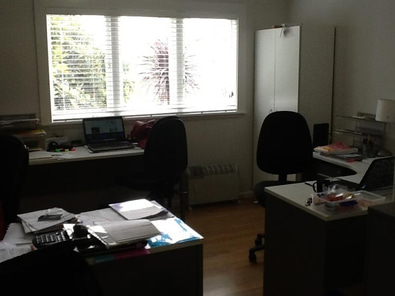 Shared office space reduced fee image 3