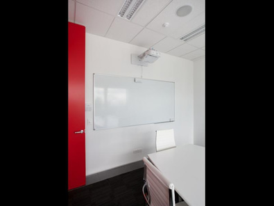 Christchurch CBD Professional Meeting Room image 4