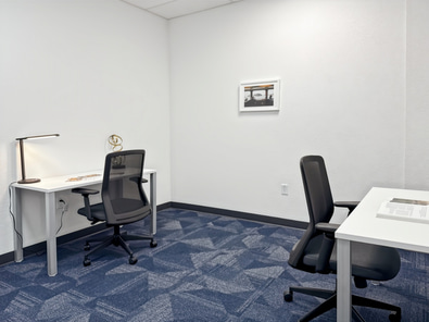 HQ Urban Hub Wellington image 3