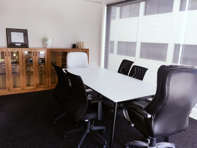 Private office & Open plan desk in EPSOM image 3