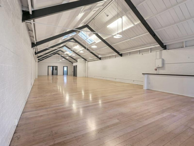Refurbished Affordable Character in the CBD image 3