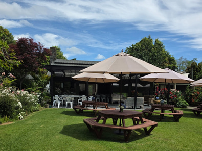 St Margarets Garden Function Venue image 4