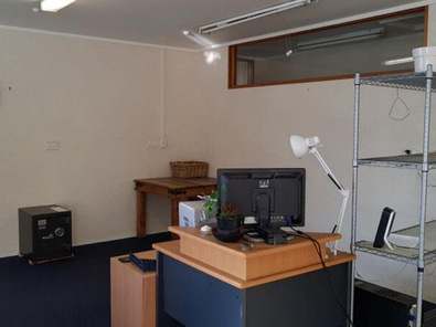 Large Open Plan or Private Lockable Office image 3