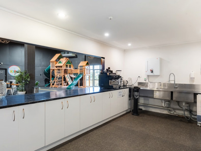 Large Spaces in Pakuranga Heights image 3