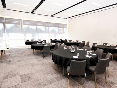 JetPark Auckland Airport Hotel & Conference  image 8