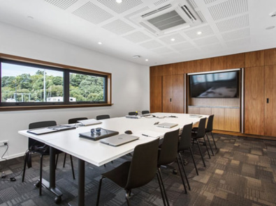 Waterfront Meeting Spaces image 9