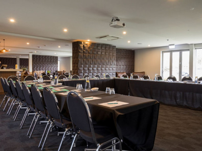 Central Otago Lakeside Function Venue image 7