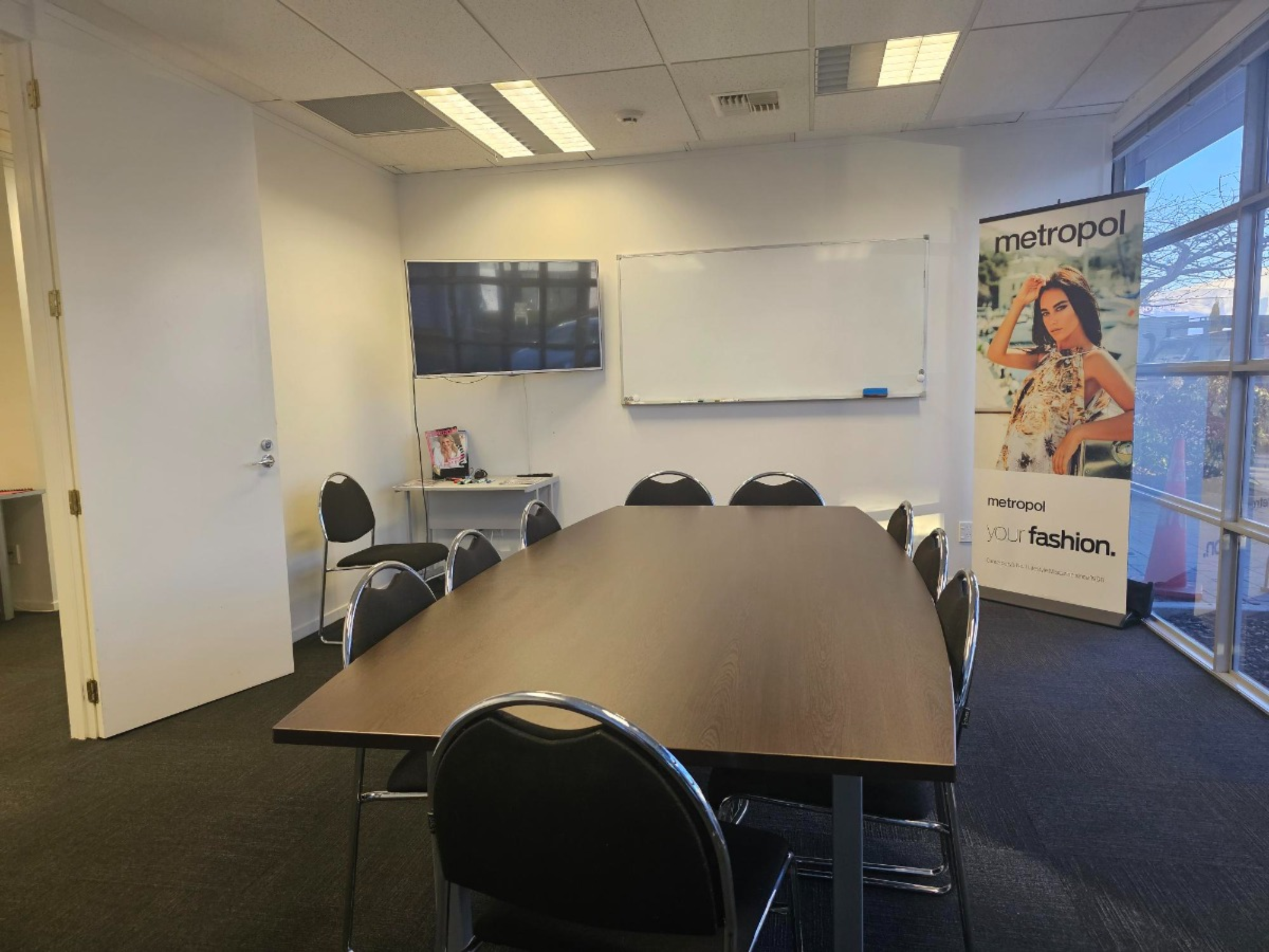 Christchurch Suites and Desk Space Available  image 3