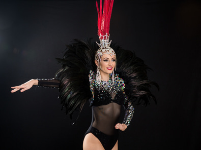 Les Follies Entertainement image 7