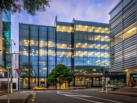 Beautifully Designed Large Office