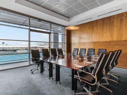Corporate Space on  the Waterfront