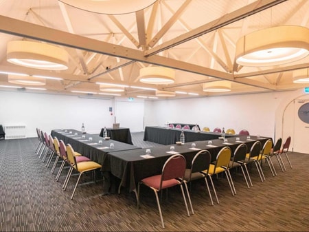 Modern Blenheim Conference & Meeting Venue