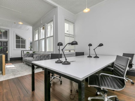 Beautiful furnished offices suites