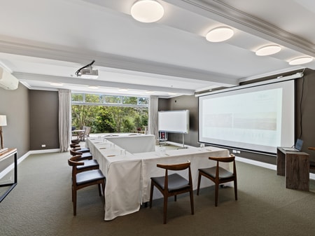 Luxurious Warkworth Meeting Venue